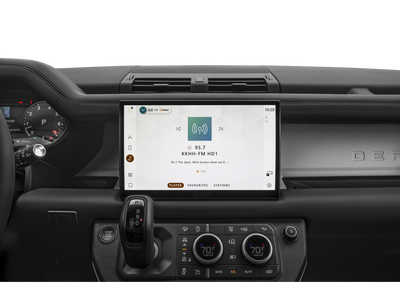 2025 Land Rover Defender 130 X-Dynamic SE