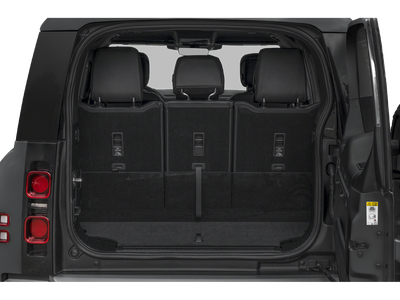 2025 Land Rover Defender 130 X-Dynamic SE