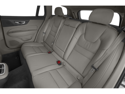 2025 Volvo V60 Cross Country B5 Plus
