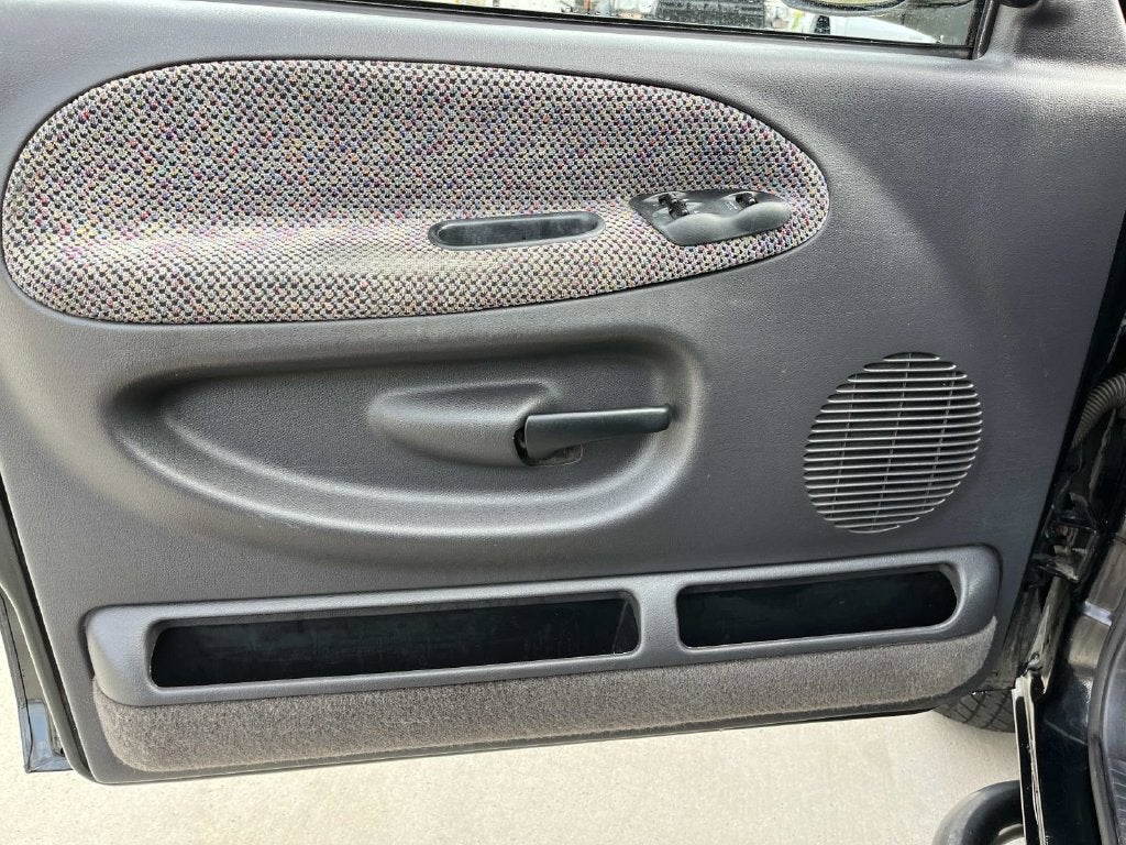 2000 Dodge Ram 3500 SLT DRW