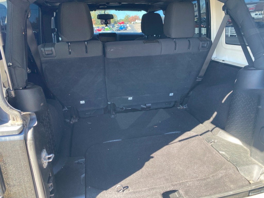 2016 Jeep Wrangler Sahara