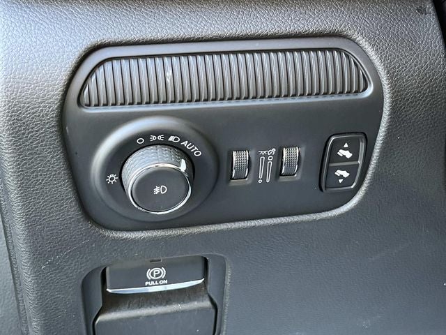 2024 Jeep Wagoneer L Series III