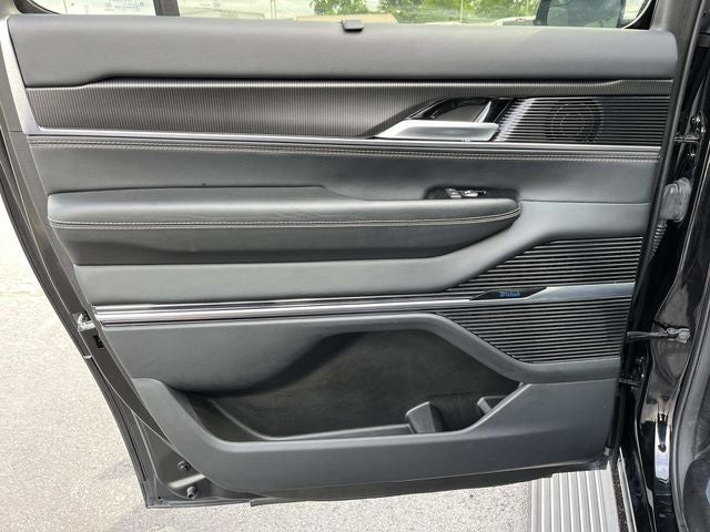 2024 Jeep Grand Wagoneer L Series II