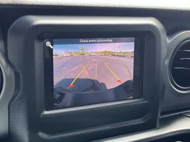 2022 Jeep Gladiator Sport