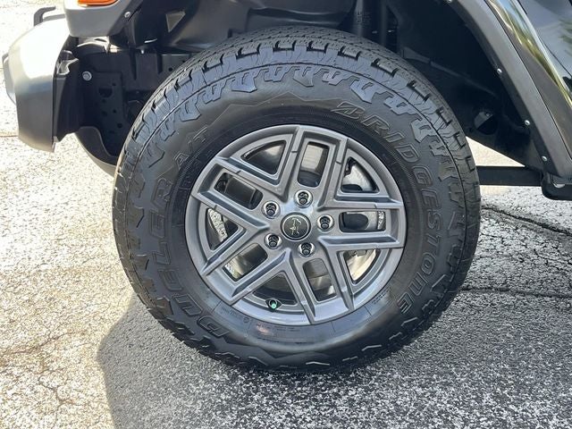 2022 Jeep Gladiator Sport
