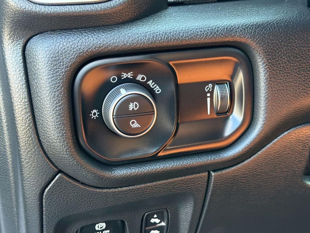 2024 RAM 1500 Big Horn/Lone Star