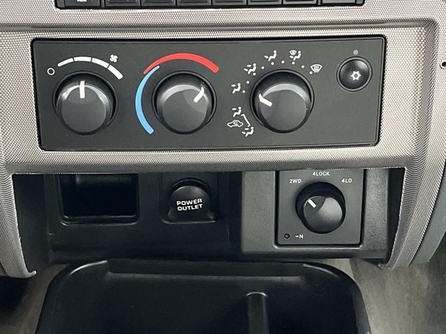 2006 Dodge Dakota SLT