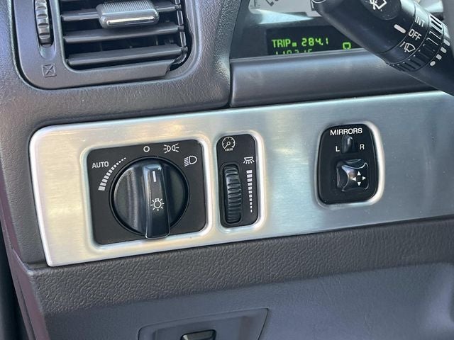 2002 Ford Thunderbird Base