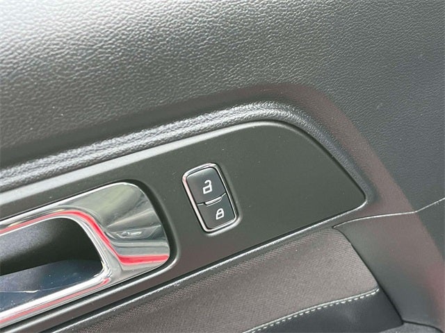 2015 Ford Mustang V6