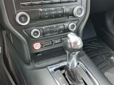 2015 Ford Mustang V6