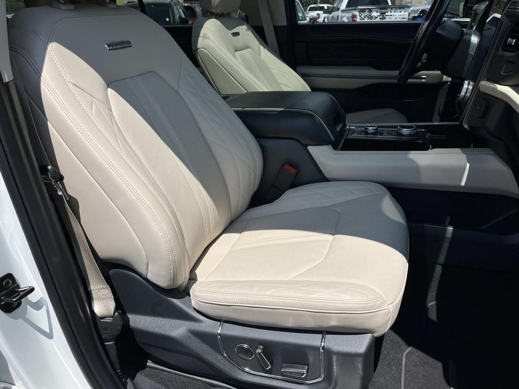 2024 Ford Expedition Platinum