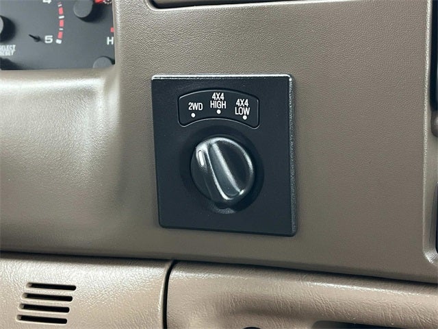 2004 Ford F-350SD Lariat