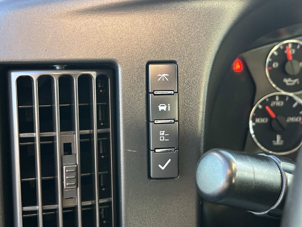 2019 Chevrolet Express 3500 Work Van Cutaway