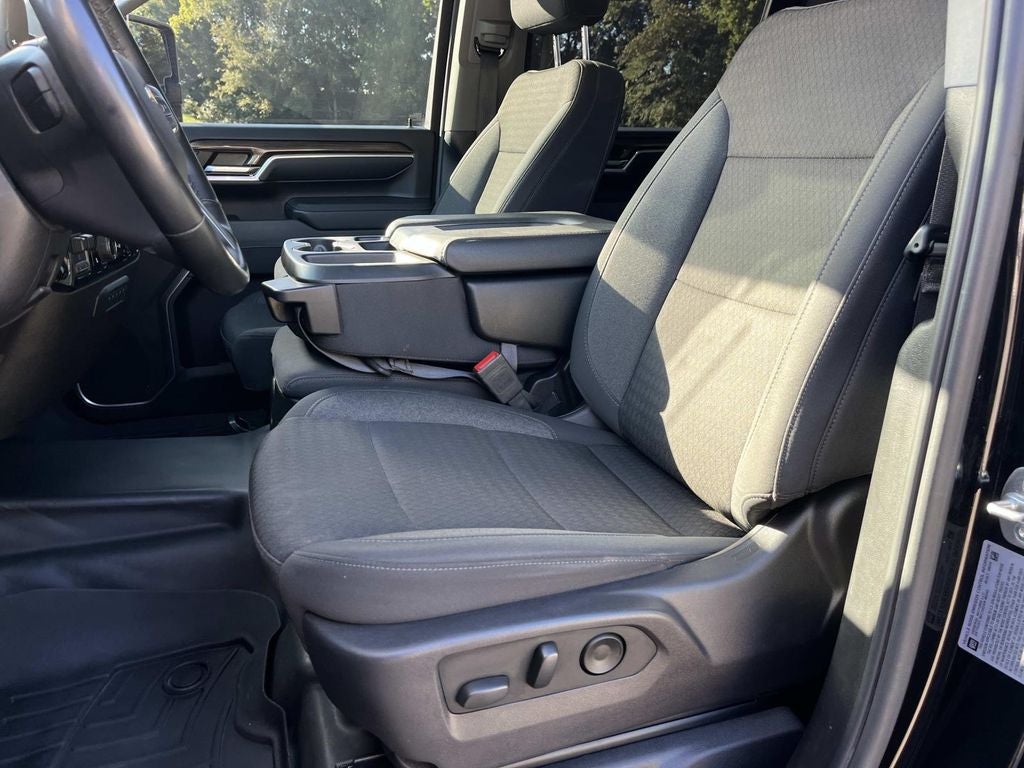 2025 Chevrolet Silverado 3500HD LT