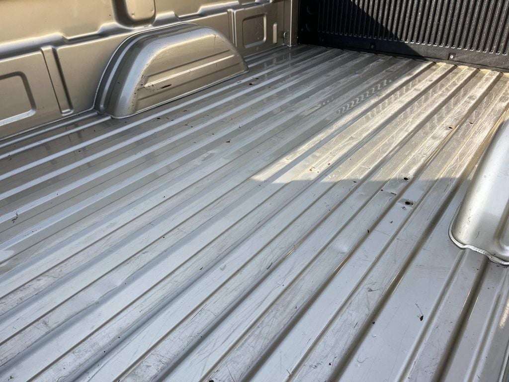 2004 Chevrolet Silverado 2500HD LS