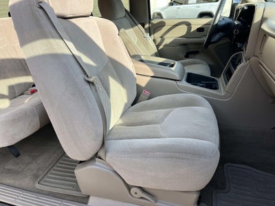 2004 Chevrolet Silverado 2500HD LS