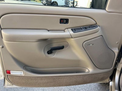 2004 Chevrolet Silverado 2500HD LS