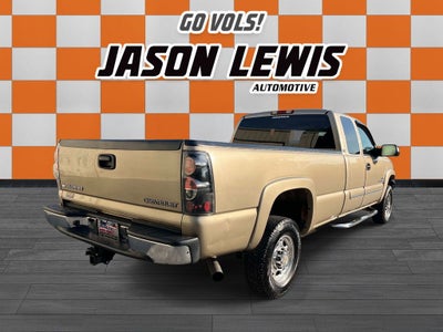 2004 Chevrolet Silverado 2500HD LS