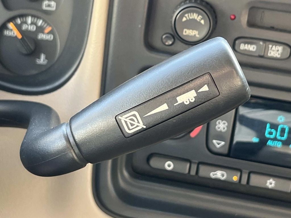 2004 Chevrolet Silverado 2500HD LS