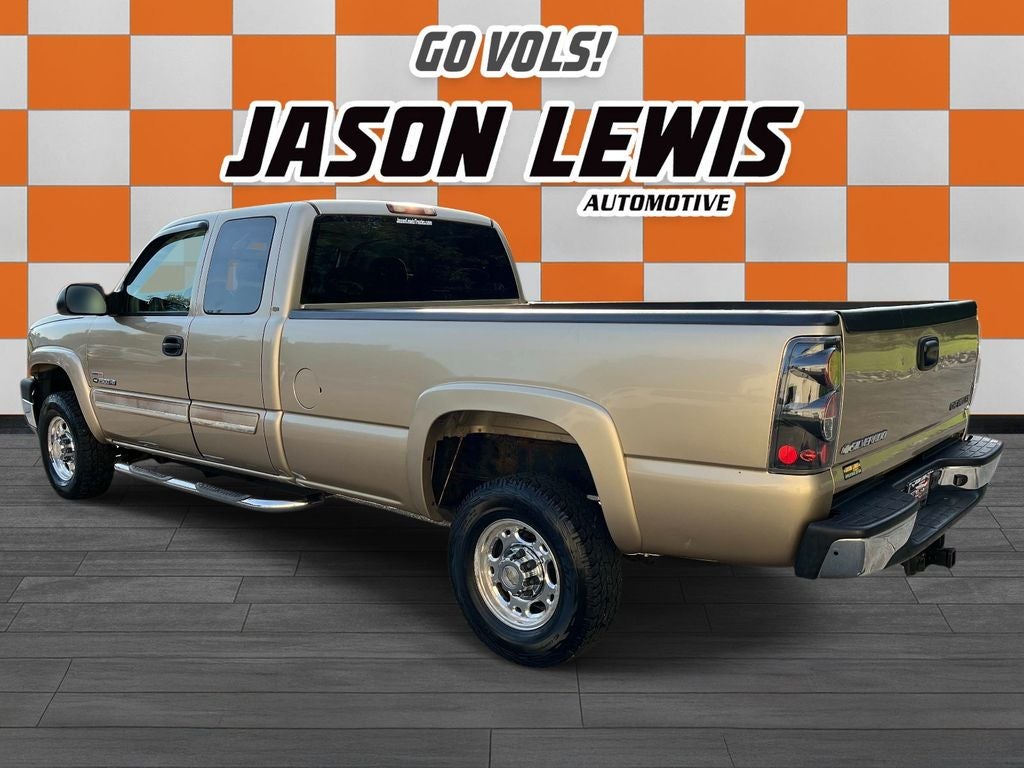 2004 Chevrolet Silverado 2500HD LS