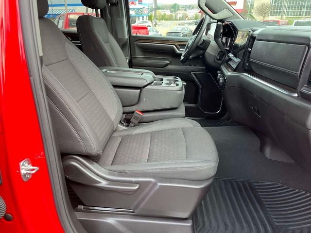 2025 Chevrolet Silverado 1500 LT LT1