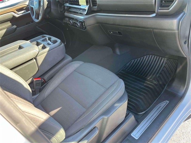 2025 Chevrolet Silverado 1500 LT LT1