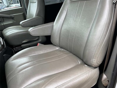 2023 Chevrolet Express 2500 Work Van Cargo