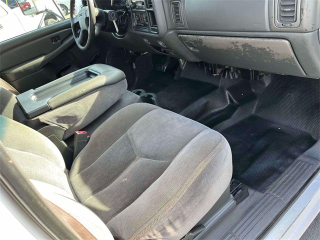 2005 GMC Sierra 3500 Work Truck