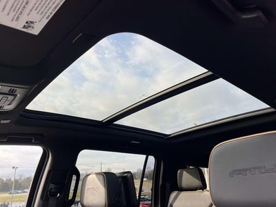 2021 GMC Yukon XL AT4