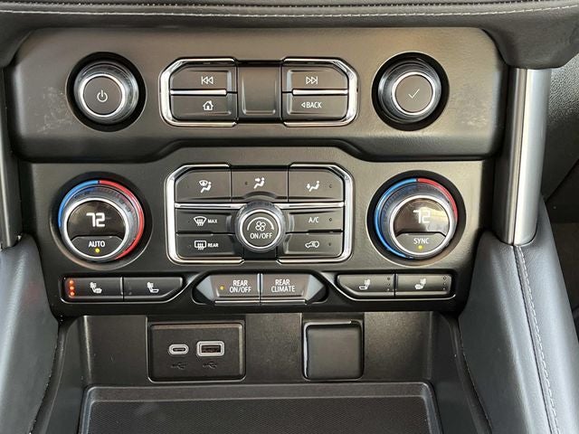 2024 Chevrolet Suburban LT