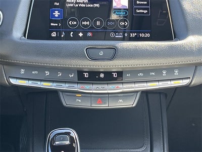 2023 Cadillac XT4 Premium Luxury