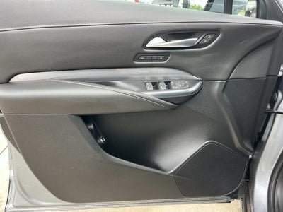 2025 Cadillac XT4 Premium Luxury