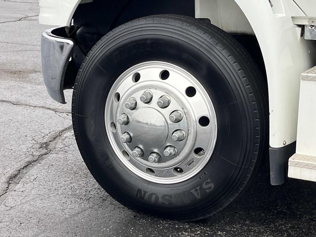 2008 International DuraStar 4400 SBA LP 4X2