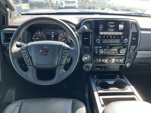2024 Nissan Titan PRO-4X
