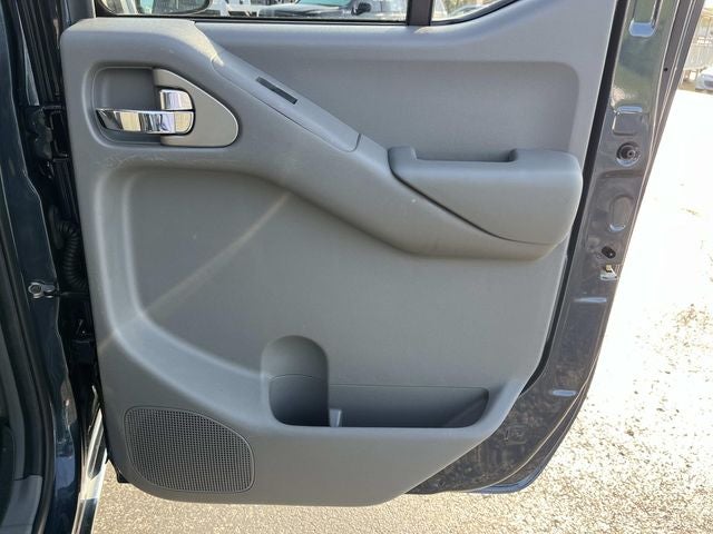 2017 Nissan Frontier SV