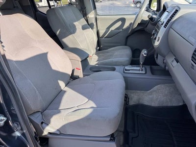 2017 Nissan Frontier SV