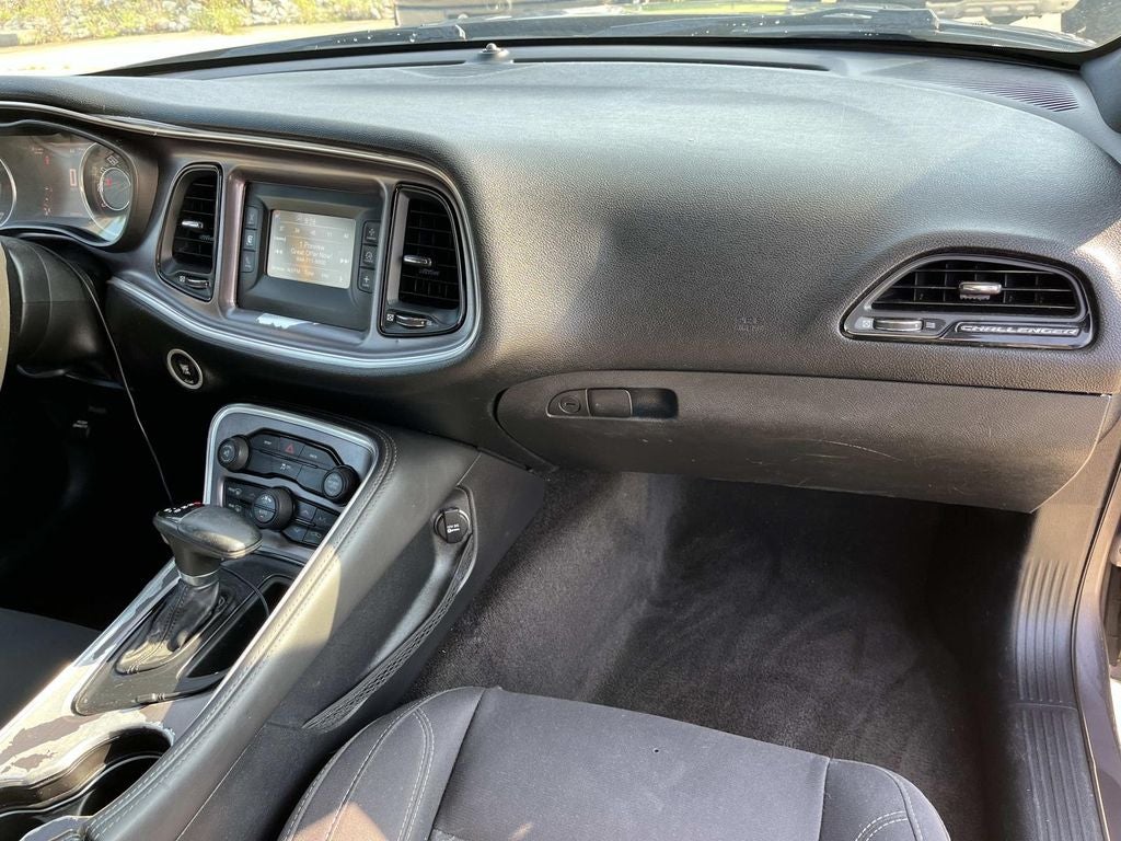 2015 Dodge Challenger SXT