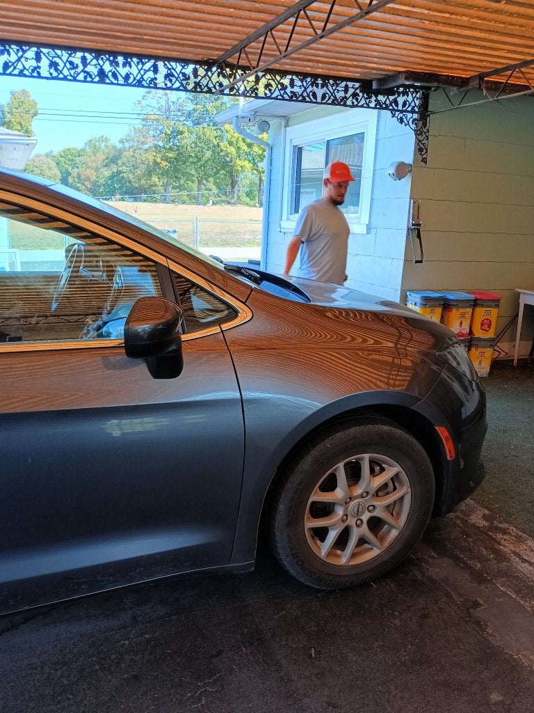 2023 Chrysler Voyager LX