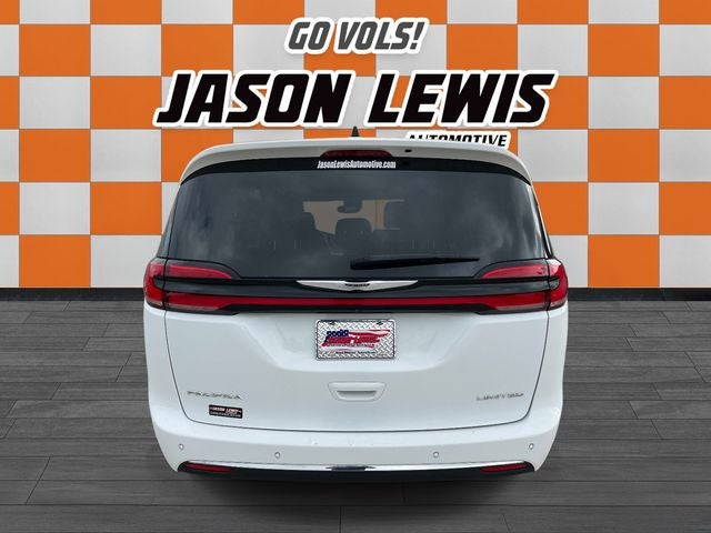 2024 Chrysler Pacifica Limited