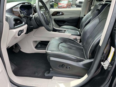 2024 Chrysler Pacifica Limited