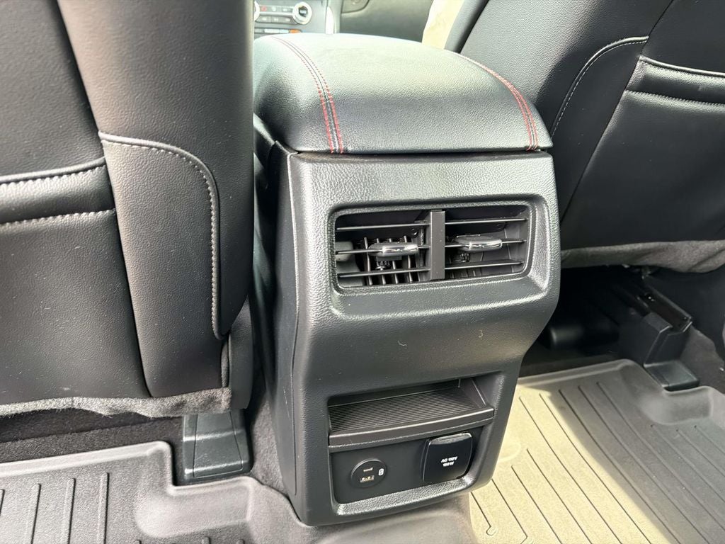 2022 Ford Edge ST Line