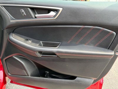 2022 Ford Edge ST Line