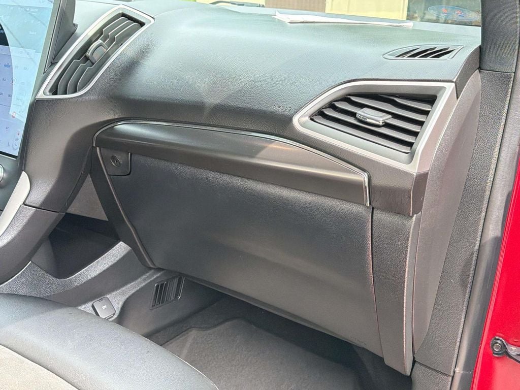 2022 Ford Edge ST Line