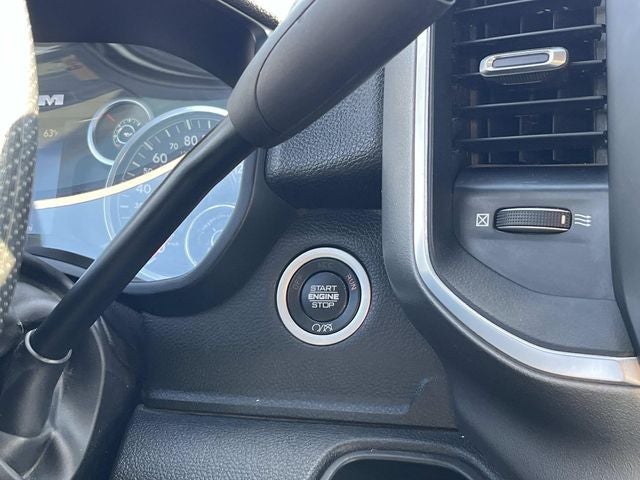2024 RAM 3500 SLT