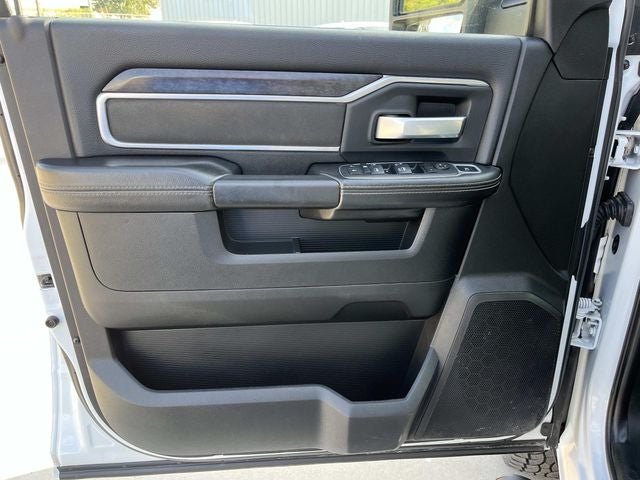 2024 RAM 3500 SLT