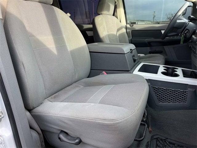 2008 Dodge Ram 2500 SXT Mega Cab