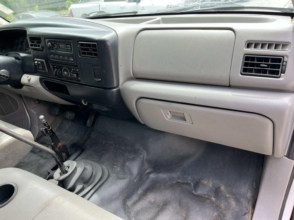 2001 Ford F-650SD DRW