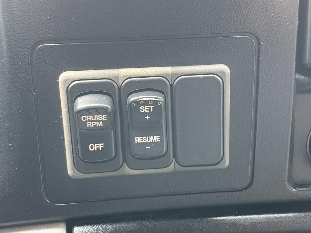 2001 Ford F-650SD DRW