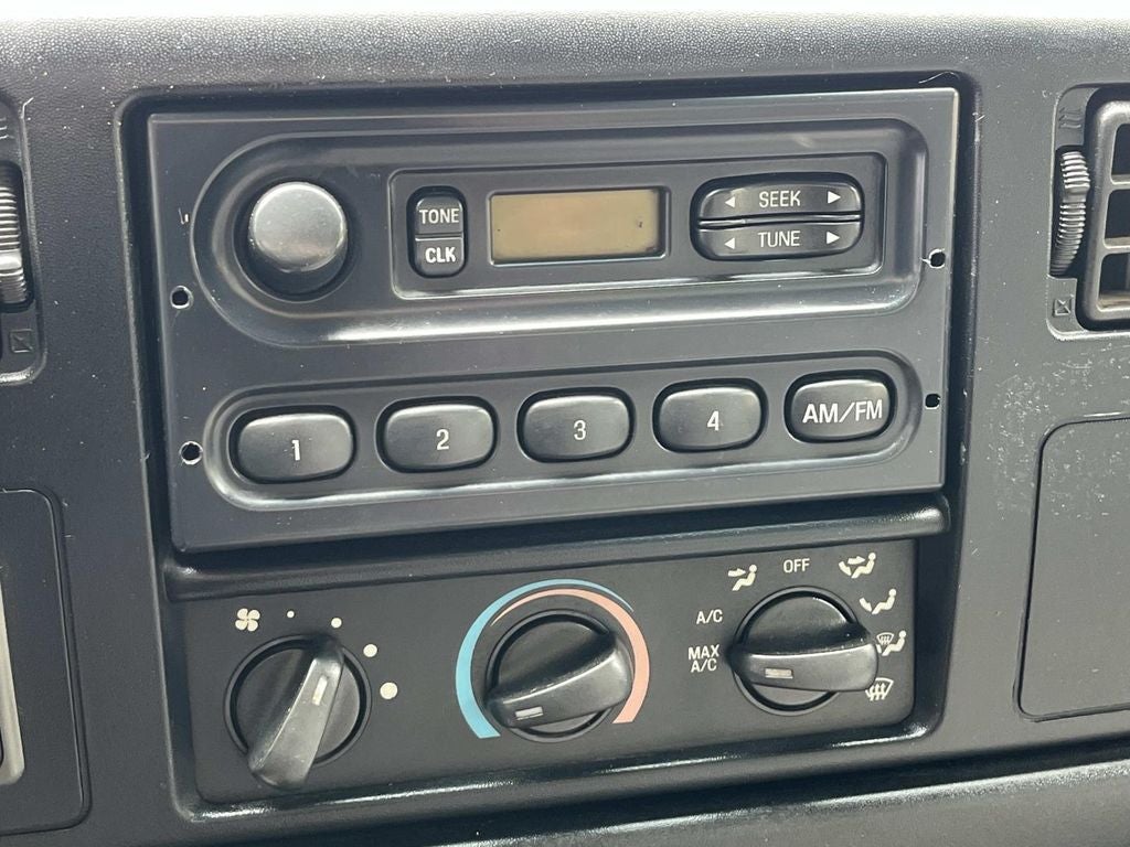 2001 Ford F-650SD DRW