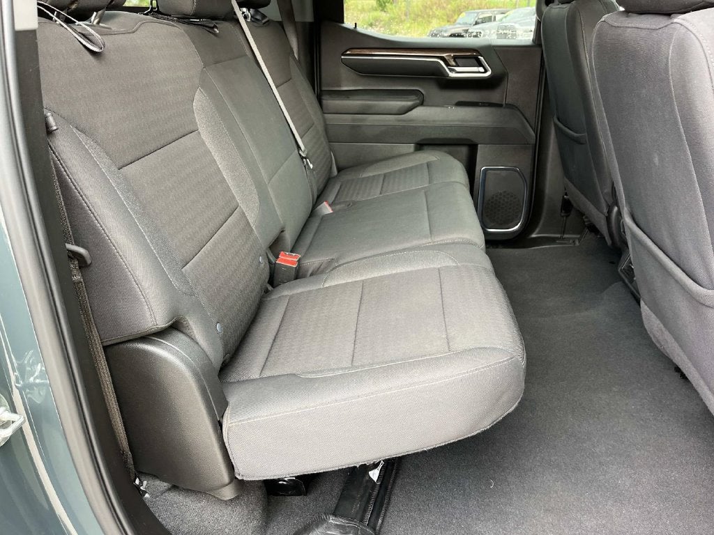 2025 Chevrolet Silverado 1500 LT LT1